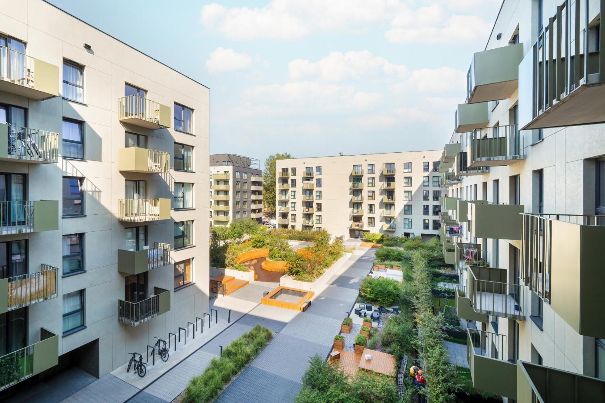 Luksusowe Studio W Lodzi Z Biurkiem, Balkonem I Klimatyzatorem By Renters Prestige エクステリア 写真