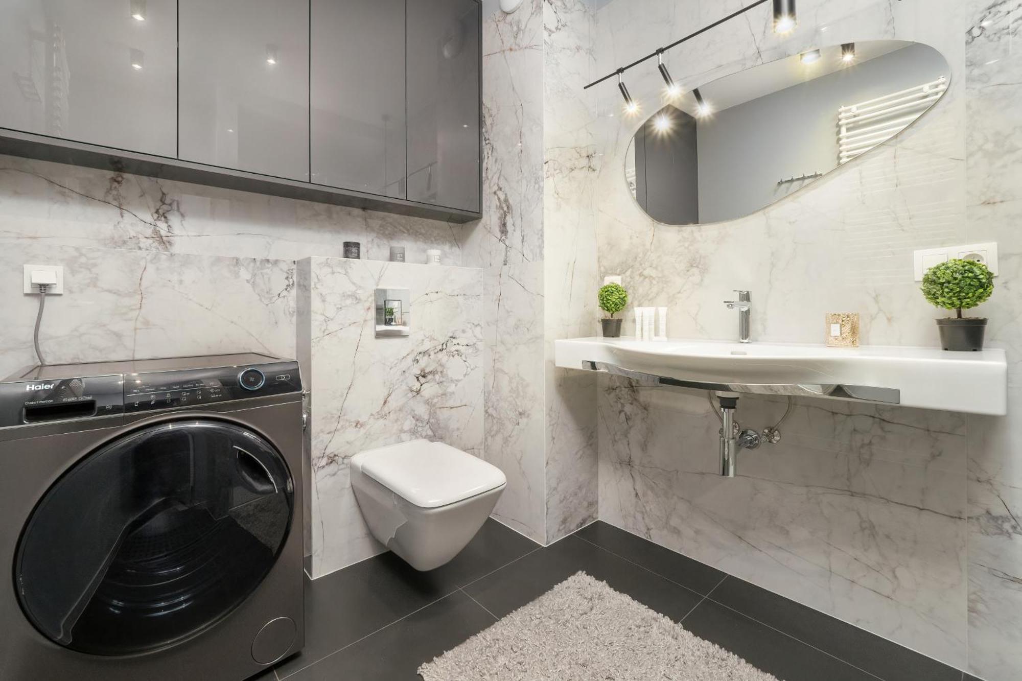 Luksusowe Studio W Lodzi Z Biurkiem, Balkonem I Klimatyzatorem By Renters Prestige エクステリア 写真